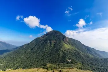 lantau-peak-in-hong-kong.webp