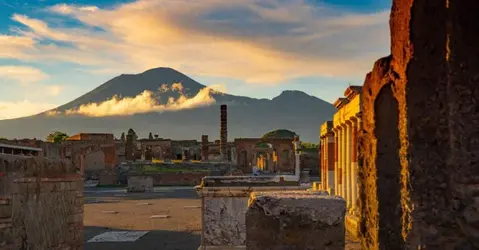 pompeii-vesuvius-background_resize_md.webp pompeii-vesuvius-background_resize_md.webp