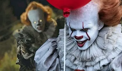 Bill-Skarsgard-as-Pennywise-the-Clown-in-IT-and-IT-Chapter-Two.jpg