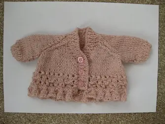 Pink Prem Cardy with frill 1-3 lbs.webp