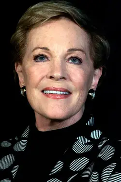 Julie_Andrews_Park_Hyatt,_Sydney,_Australia_2013.webp