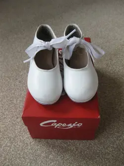 Capezio Tap Shoes 12 1.webp