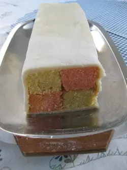 Battenburg Cake.webp