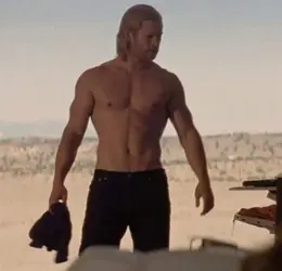 3cd26db8fef2eb8736f8b2b96a4206f0--chris-hemsworth-shirtless-sexy-men.webp