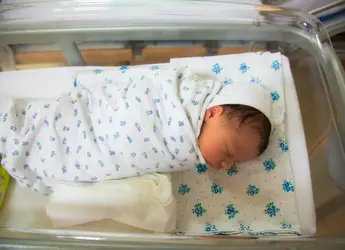 newborn-baby-hospital-735eaab5ef8e23cd.webp